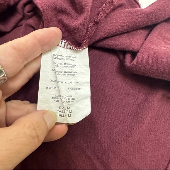 Oh Baby by Motherhood Maternity Maroon Floral Long-Sleeve Top - Size M - Picture 8 of 9